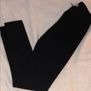 Black Zig Zag Patterned Leggings